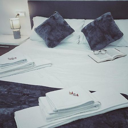 Апартаменты Apartamento La Paz Торрельяно Экстерьер фото