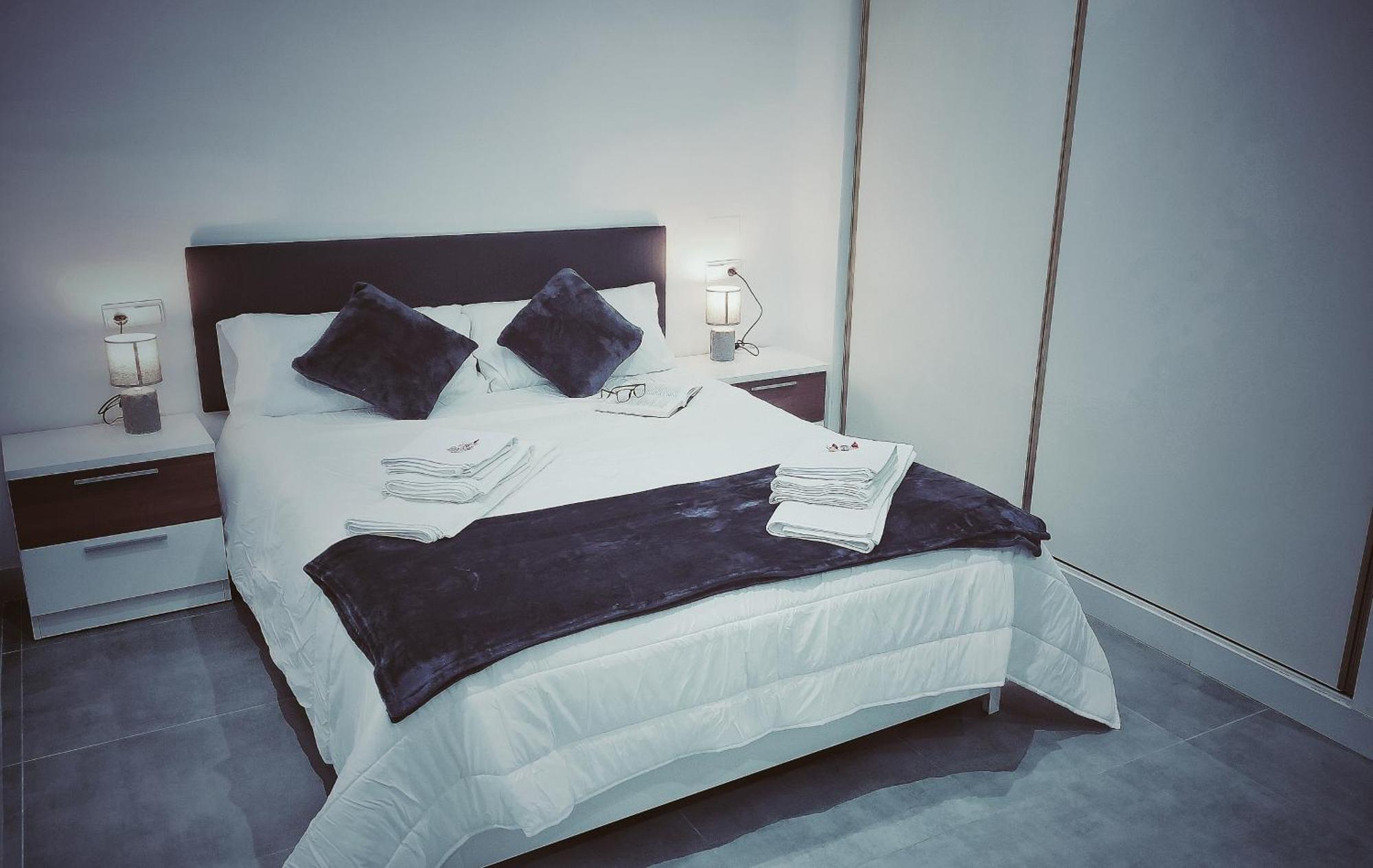 Апартаменты Apartamento La Paz Торрельяно Экстерьер фото
