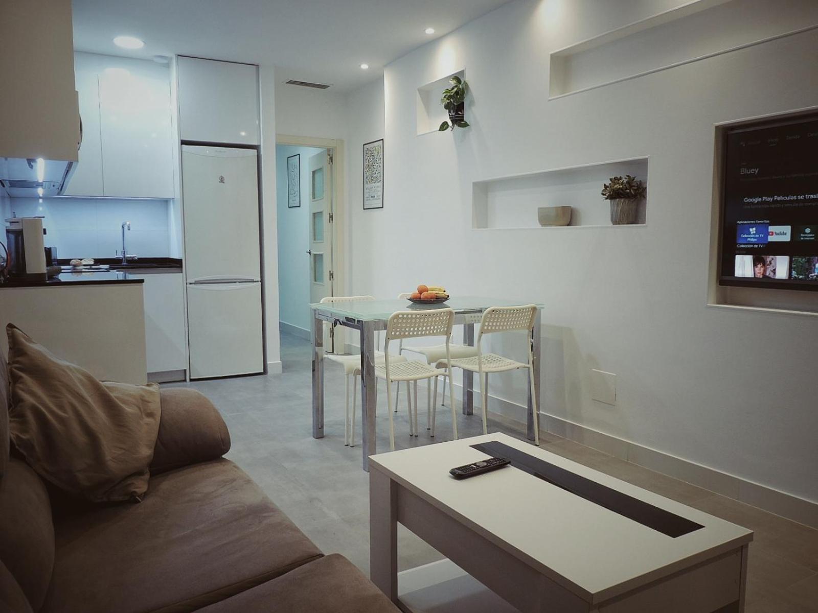Апартаменты Apartamento La Paz Торрельяно Экстерьер фото